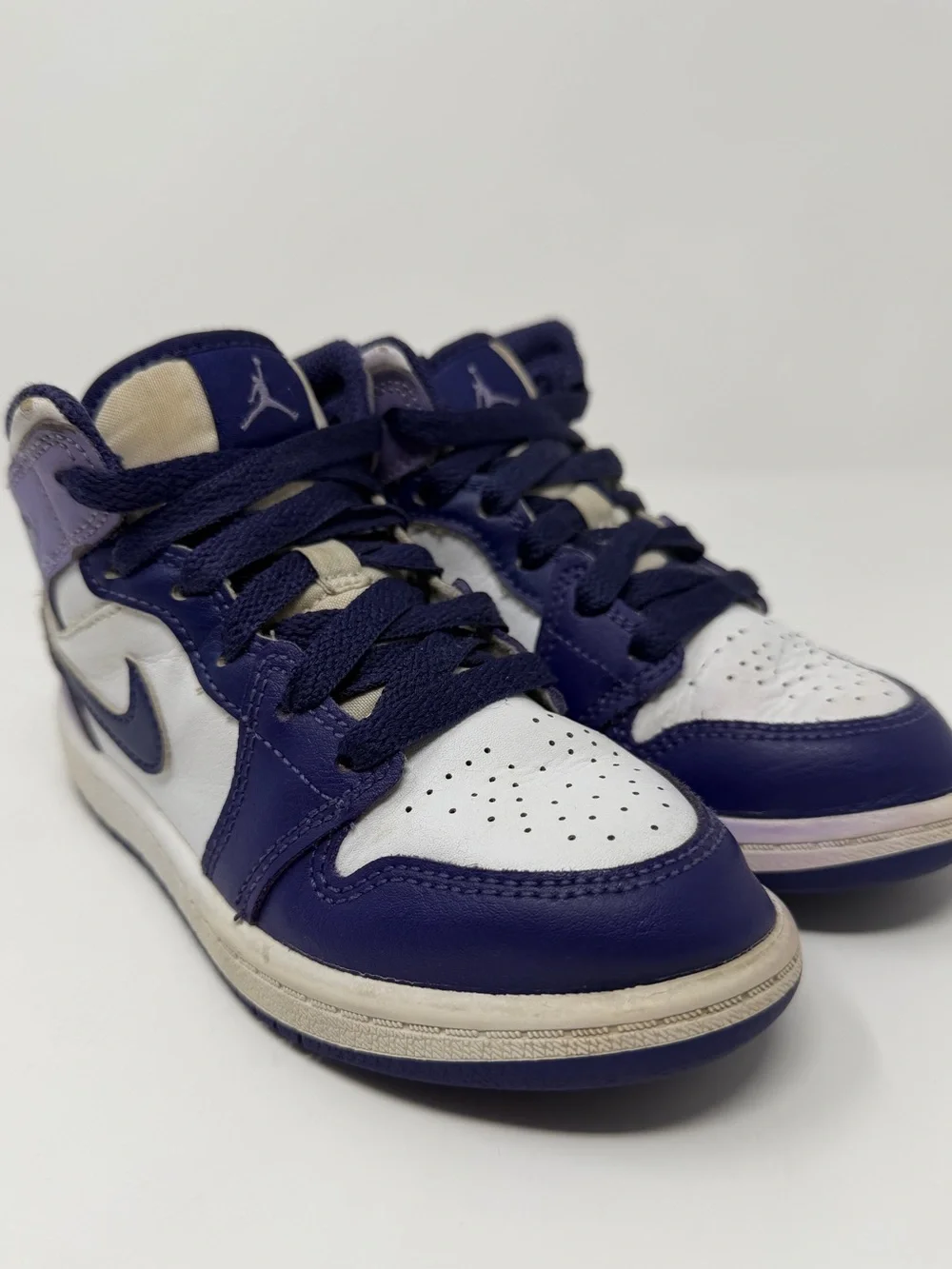 Nike Jordan 1 Kids' Purple and White High-Top Sneakers Sz.11c